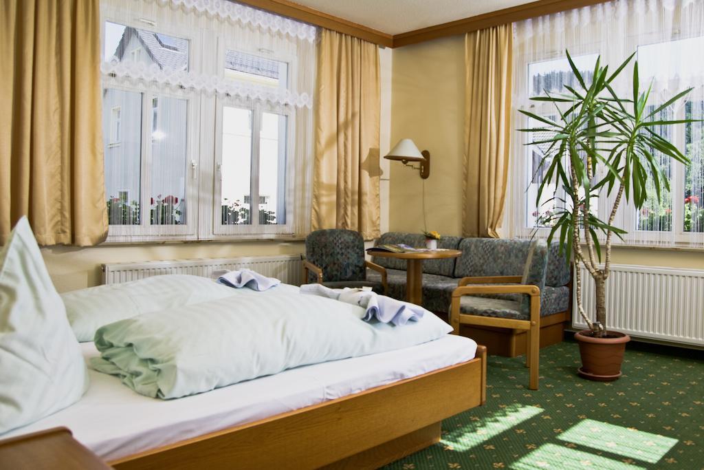 Land-Gut-Hotel Cafe Meier Kurort Oybin Buitenkant foto